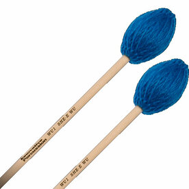 INNOVATIVE She-e Wu, soft Electric blue yarn, birch