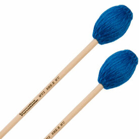 INNOVATIVE She-e Wu, medium soft Electric blue yarn, birch