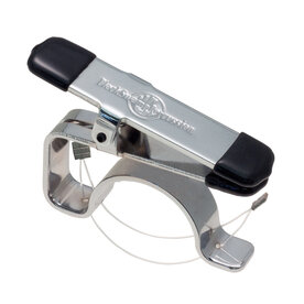 BLACK SWAMP Triangle clip